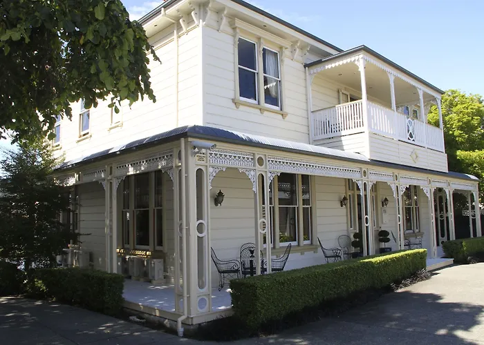 Merivale Manor